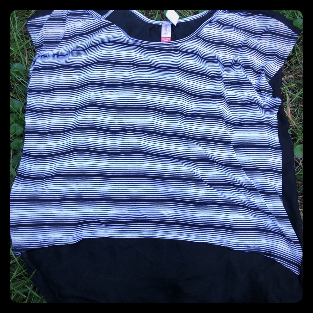 Size 19 High - Lo short sleeved top